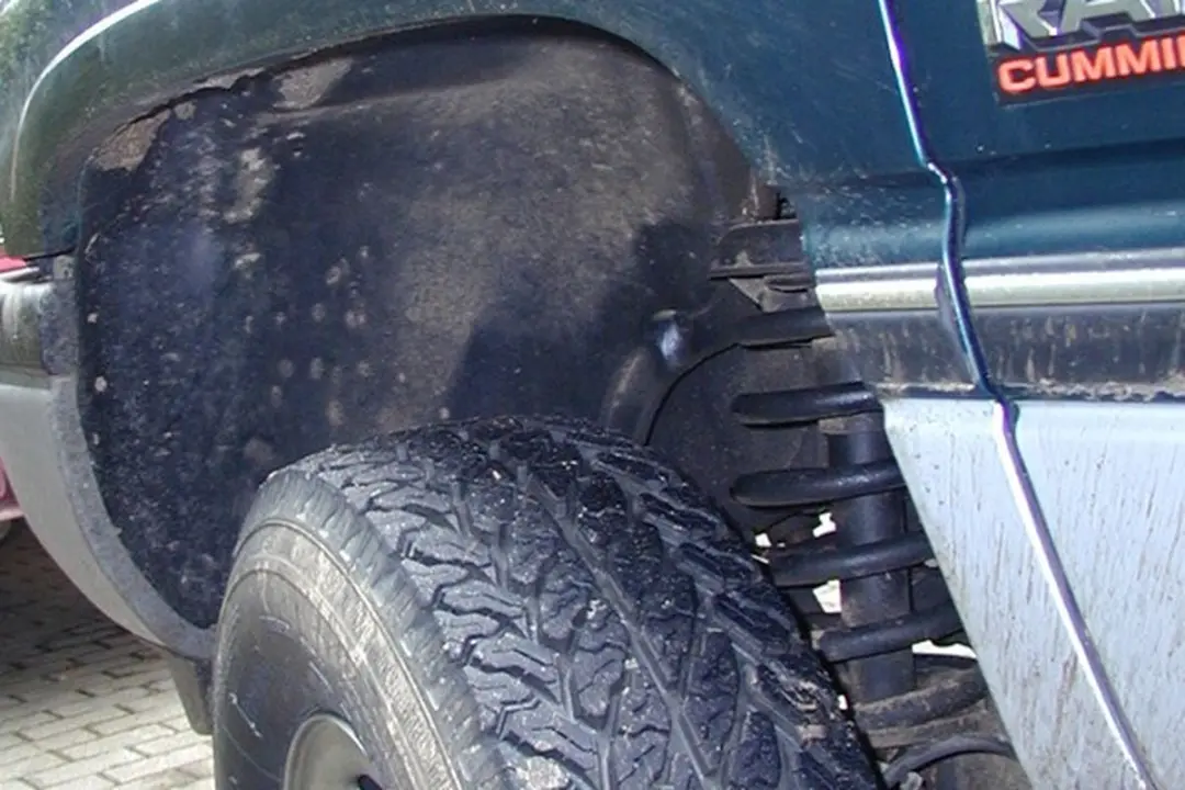 Motip Bitumen Undercoating 1300ml
