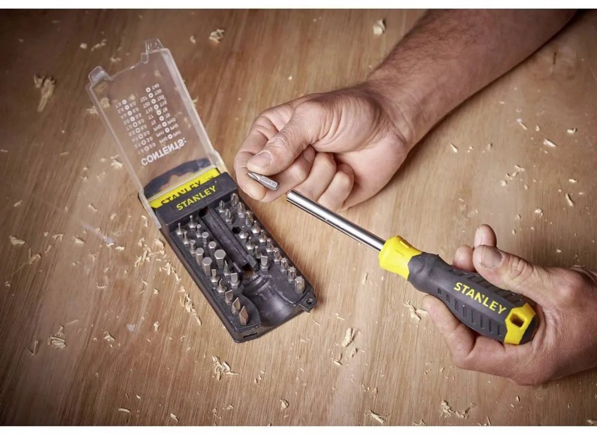 Stanley Multibit Schroevendraaierset STHT0-70885 - 35-delig - Zwart/Geel