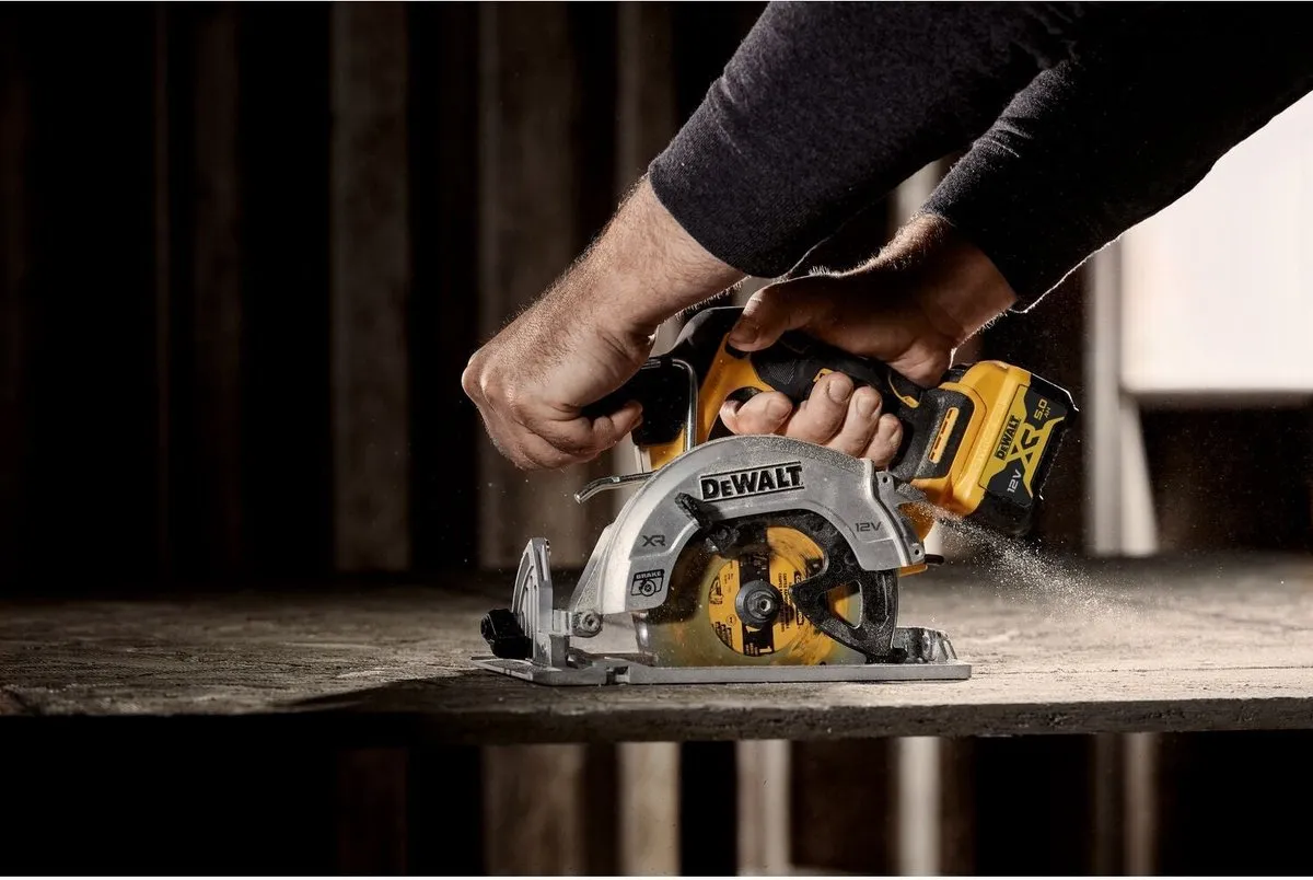 DeWalt DCS512P2 Cirkelzaag 140mm 12V XR - 2x 5.0Ah Accu