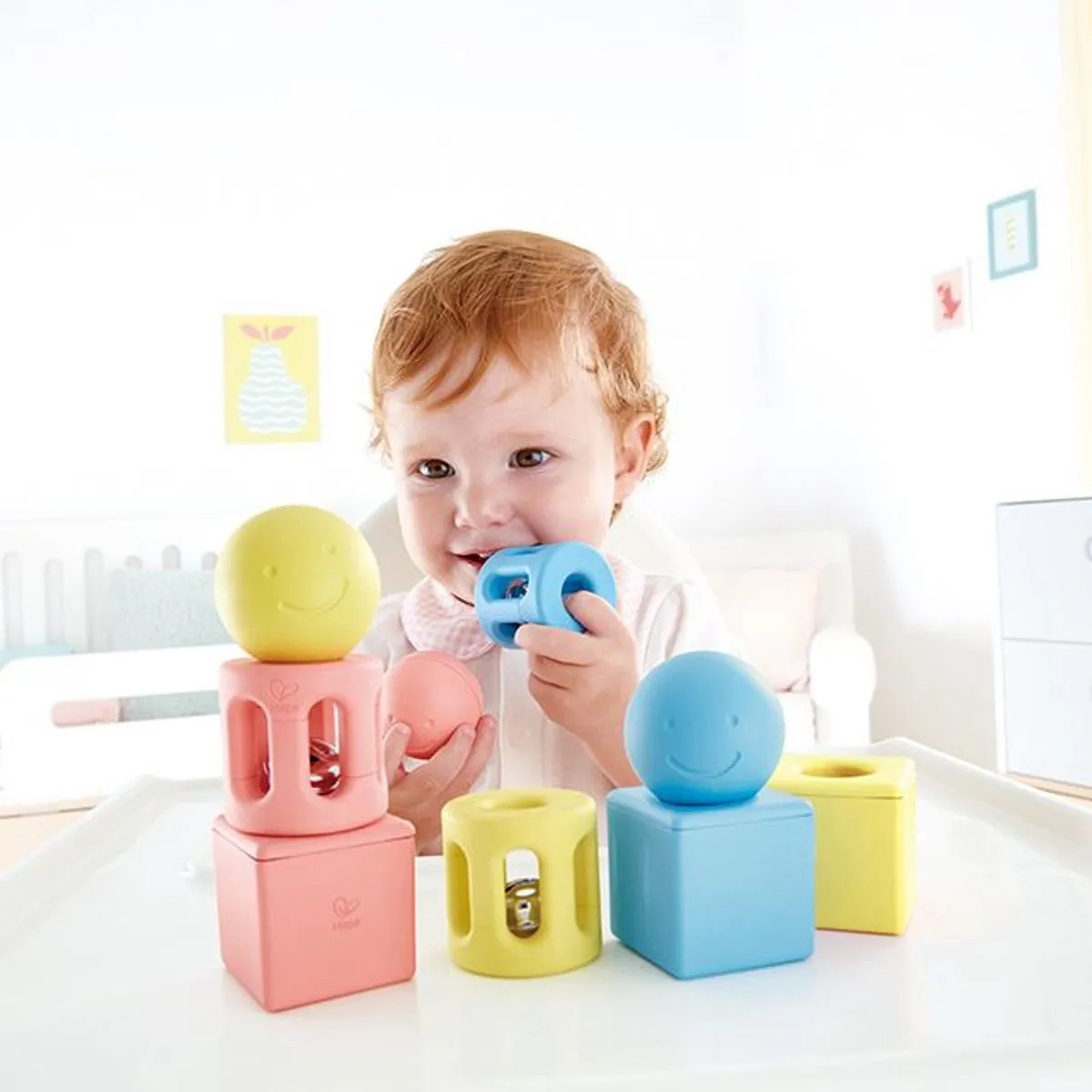 Hape Baby Rammelaars Rijst 3 Sets - 9 Stuks - Primaire Kleuren