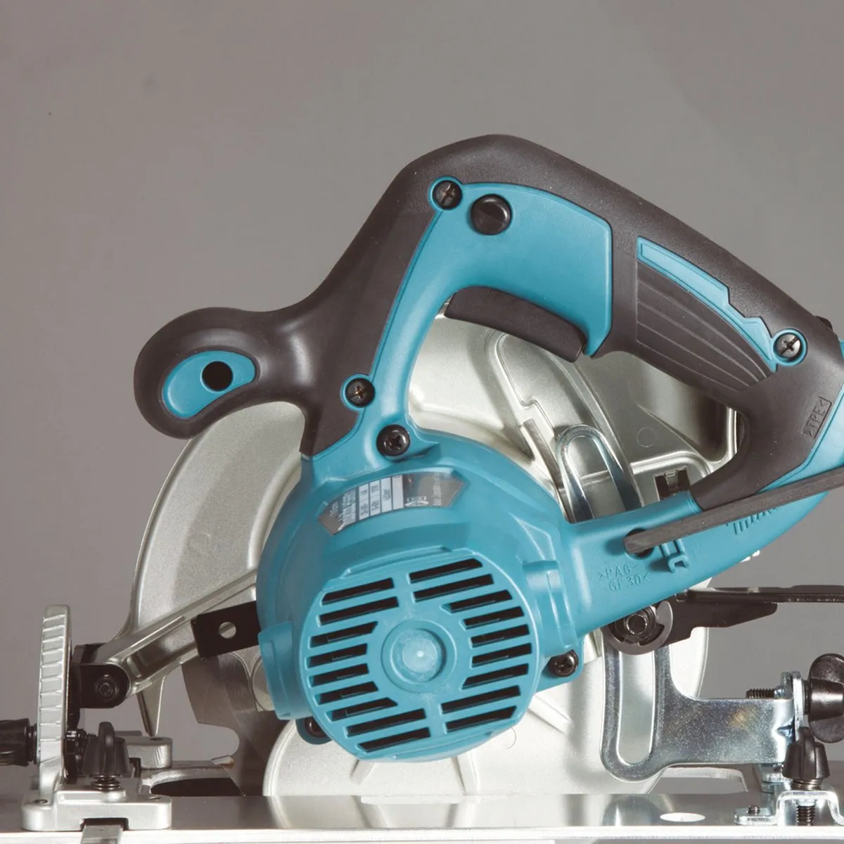 Makita HS6601J Cirkelzaag 1050W