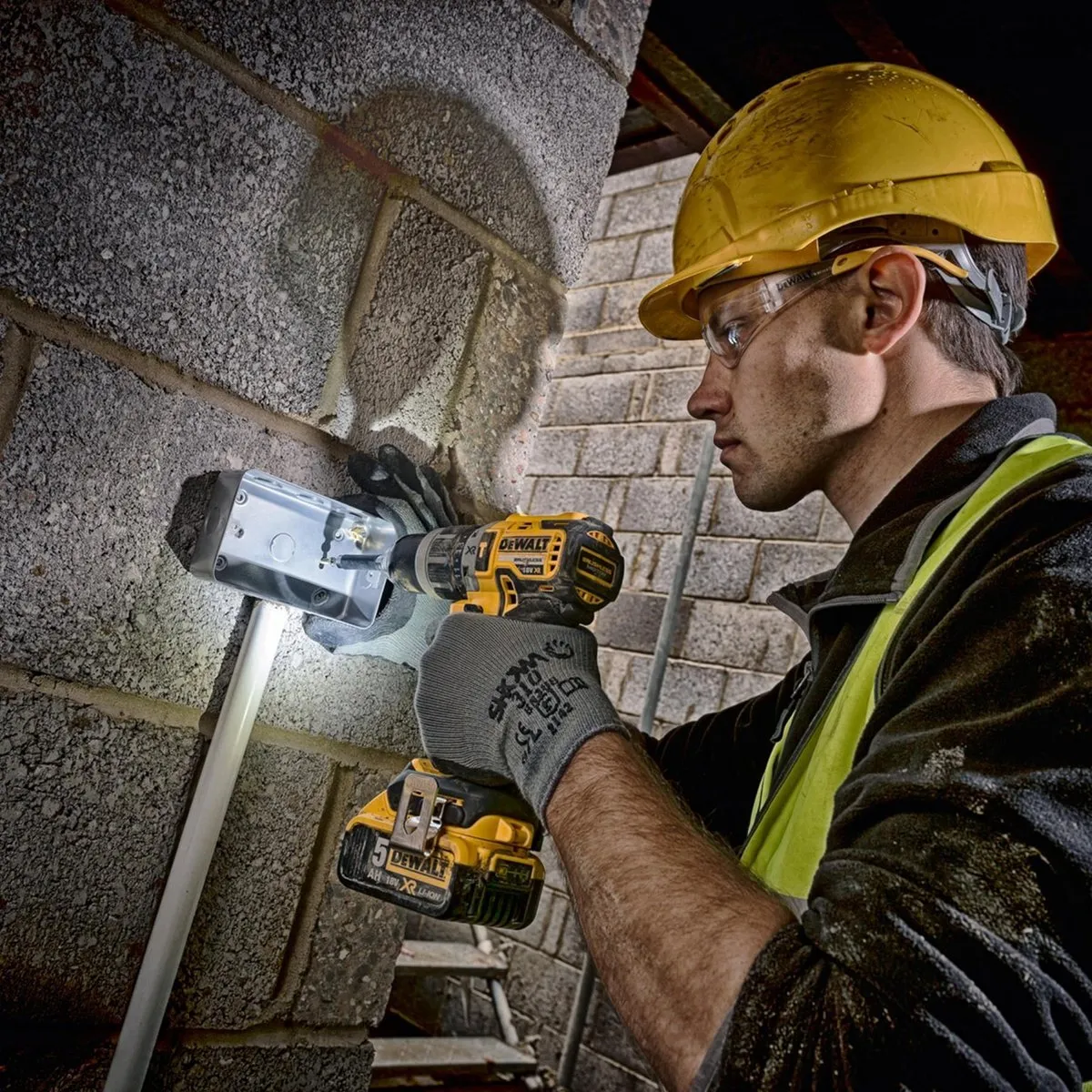 DeWalt DCD796P2 Klopboormachine 18V - 2x 5000mAh