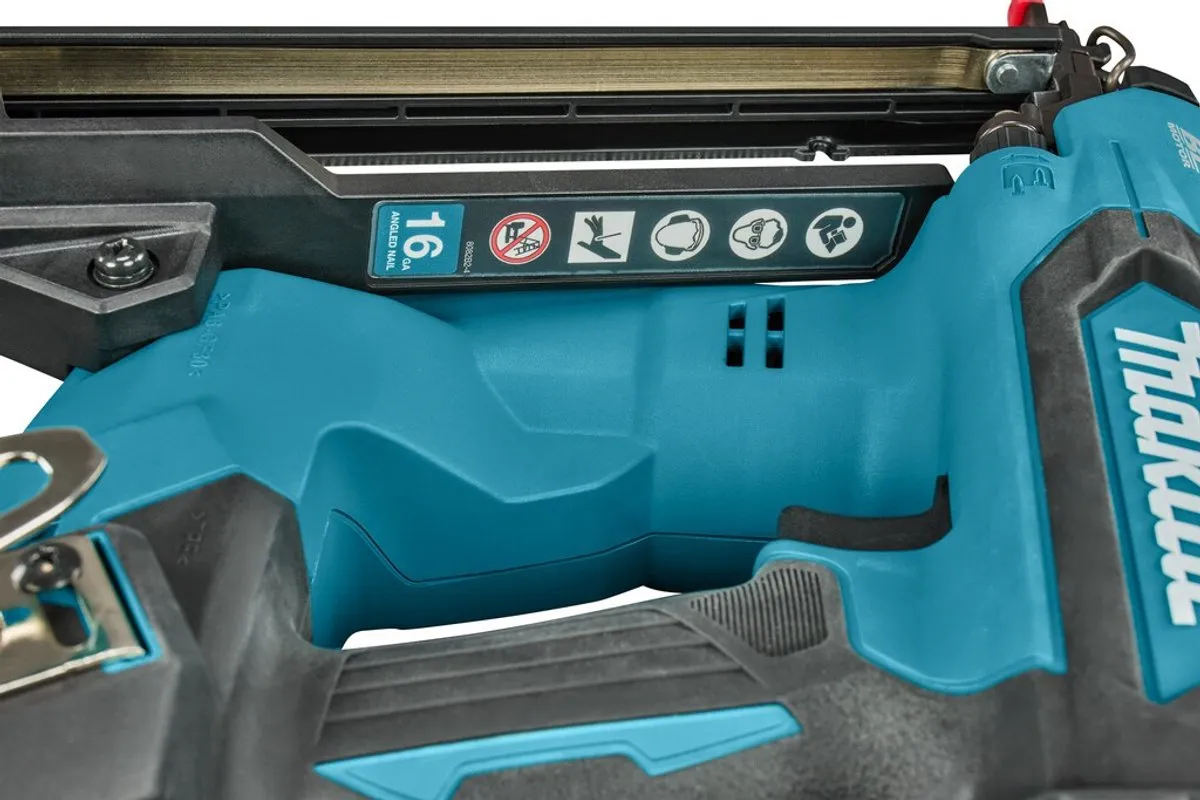 Makita DBN610ZJ Accu Afwerktacker 18V - Nagels