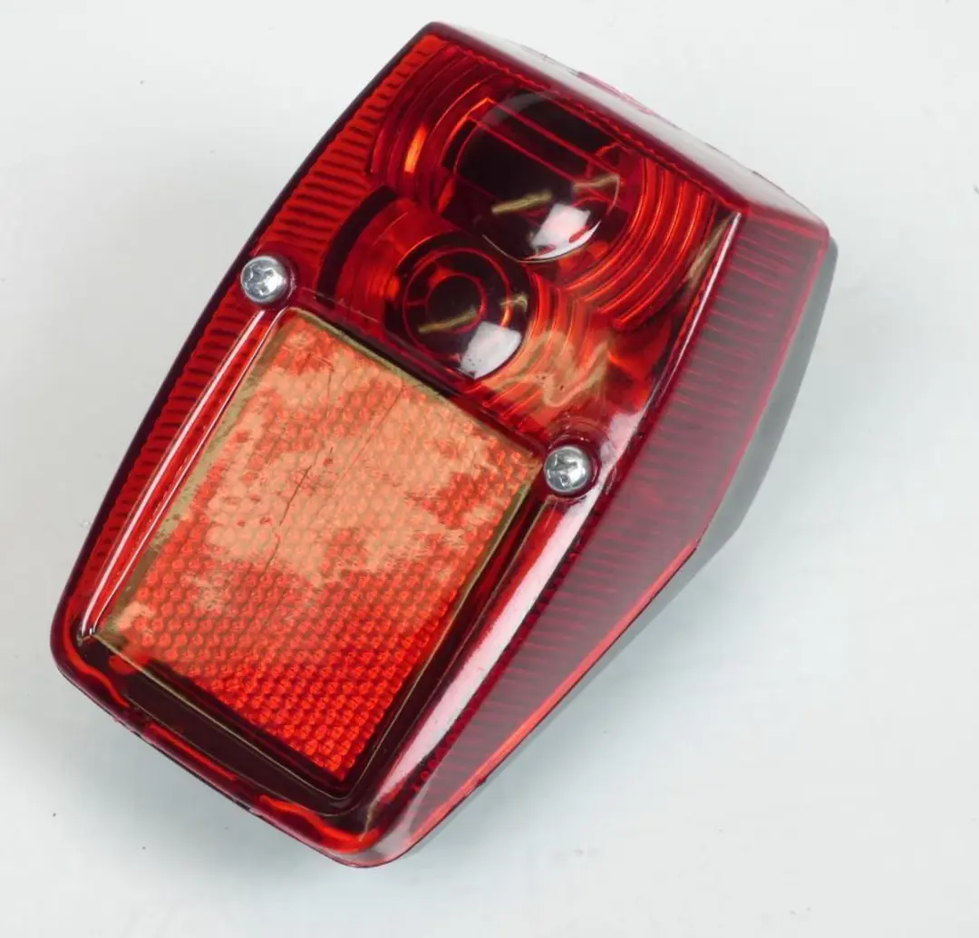 Replay Achterremlicht Rood voor Peugeot 103
