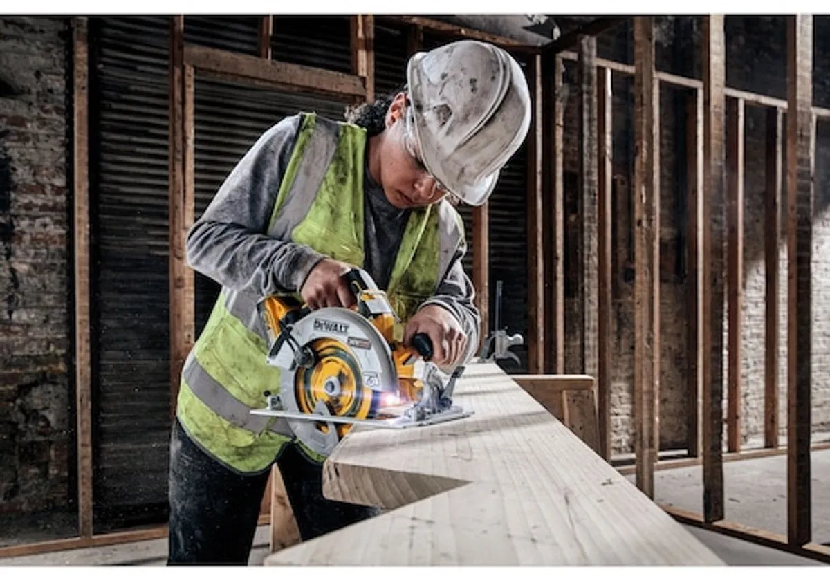 DeWalt DCS573H2T Accu Cirkelzaag 190mm 18V XR - afbeelding 2 van 6