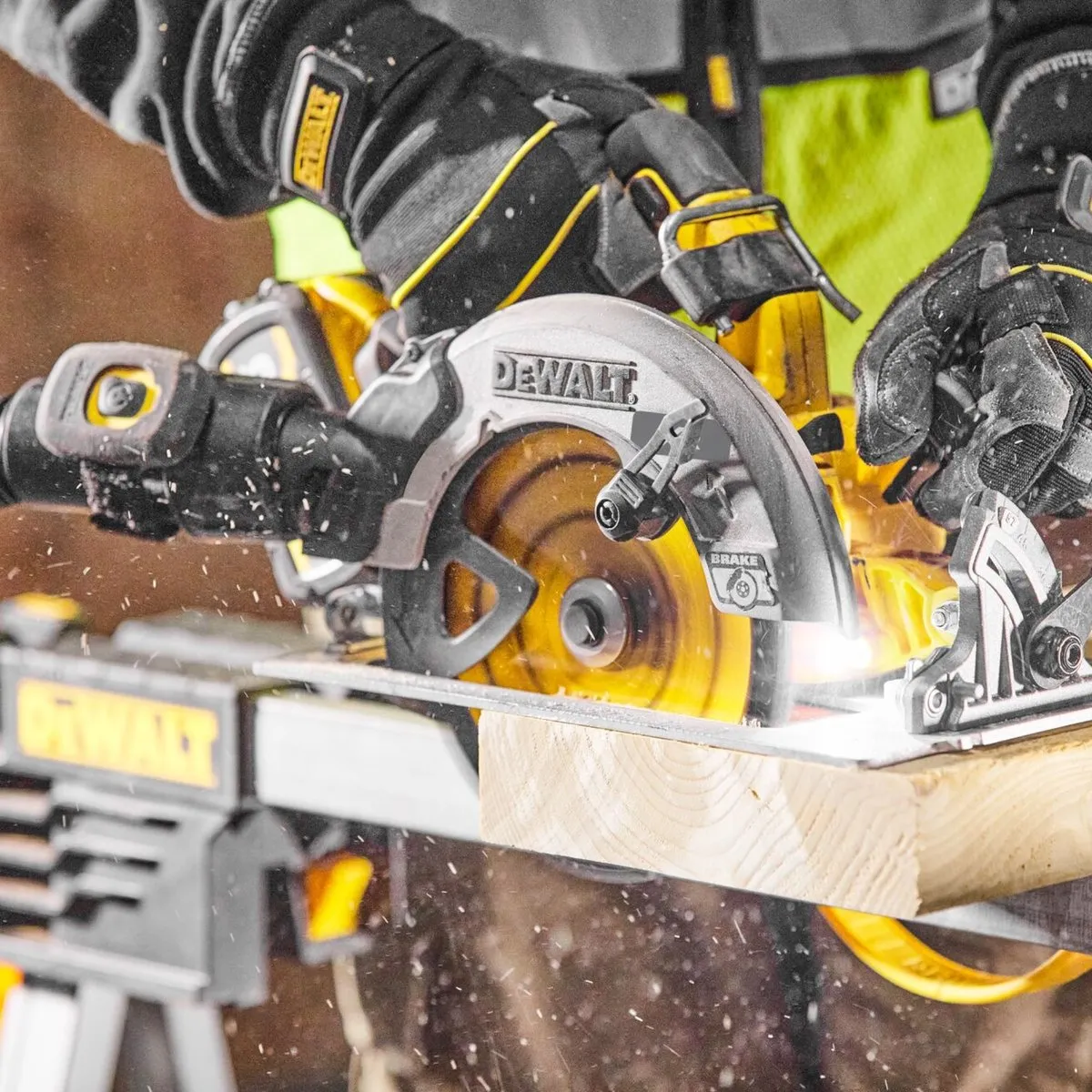 DeWalt DCS573H2T Accu Cirkelzaag 190mm 18V XR - afbeelding 6 van 6