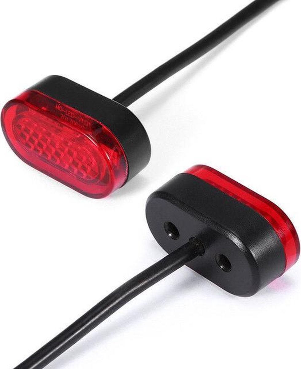 Spatbord met achterlicht voor Xiaomi Mija M365 (PRO) - Achter spatbord - M365 Accessoires - Achterlicht - Remlicht - Zwart