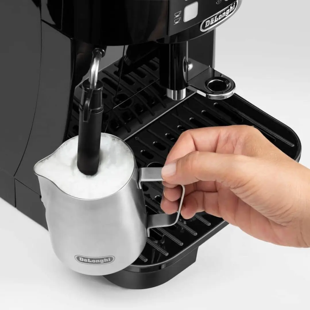 De'Longhi Magnifica S ECAM11.112.B Koffiemachine - 2 Koppen - 1.8L - Zwart