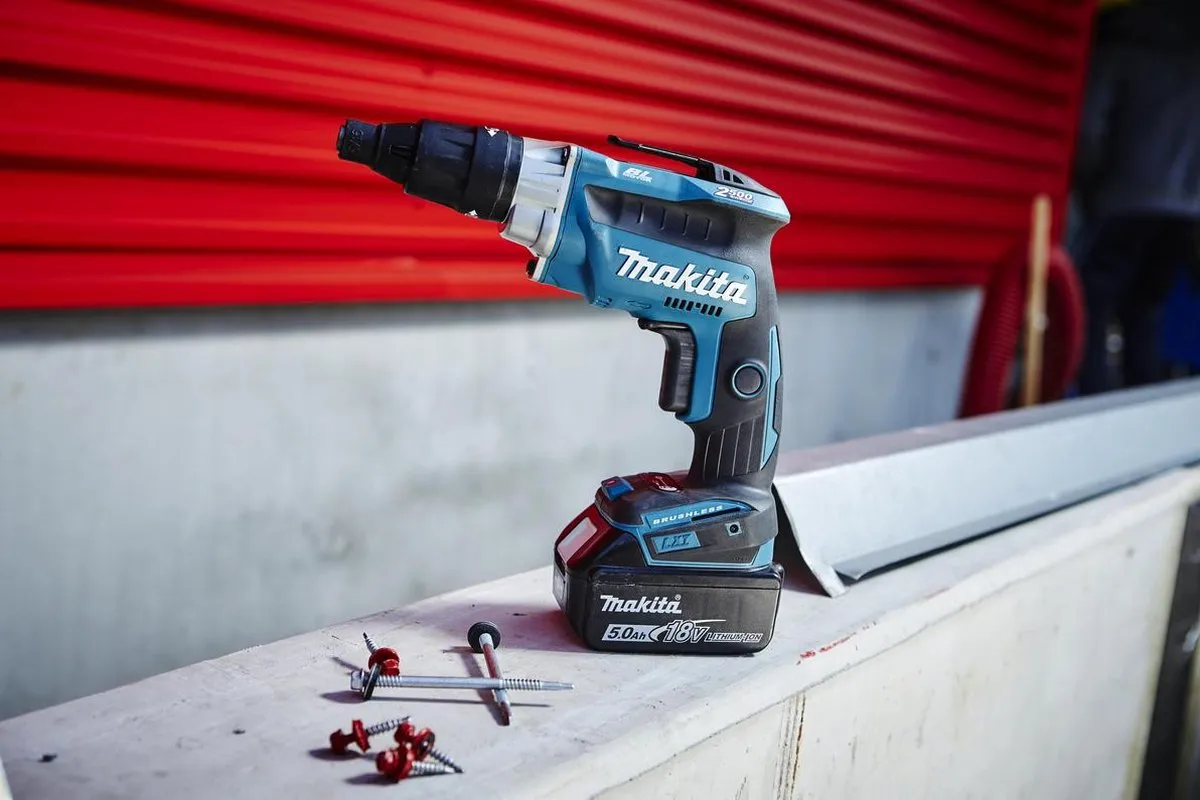 Makita DFS251ZJ Accu Schroevendraaier 18V - Koolborstelloos - Blauw/Zwart