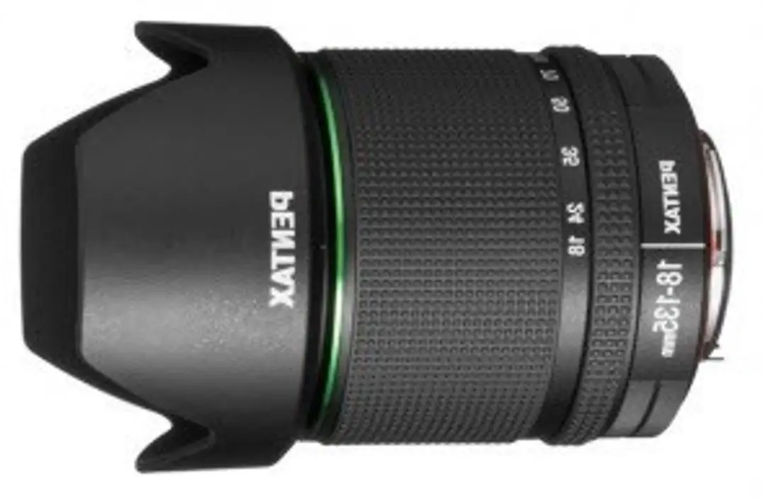 Pentax SMC DA 18-135mm f/3.5-5.6 ED AL IF DC WR - 62mm