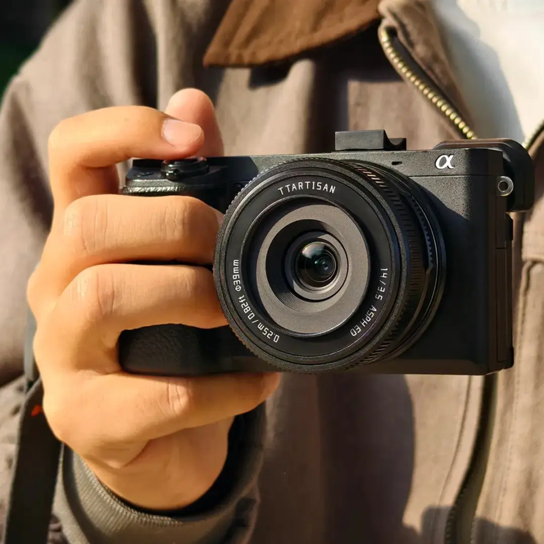 TTArtisan AF14mm f/3.5 APS-C