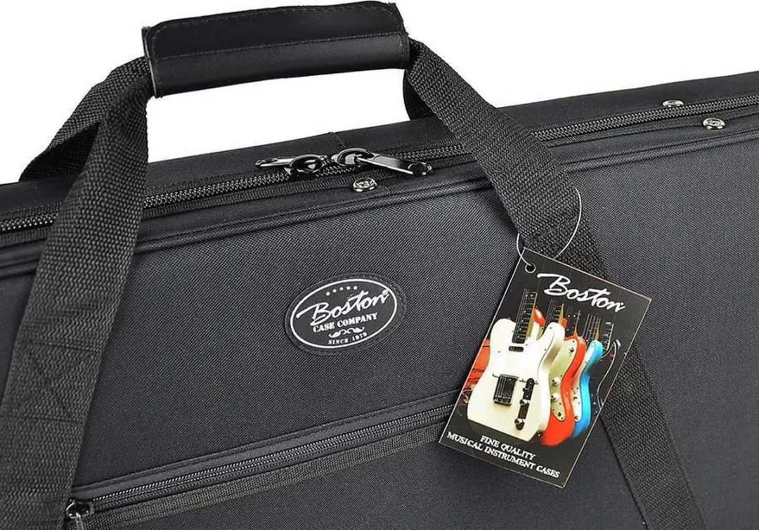 Boston CEB-250 Softcase voor Basgitaar - Zwart