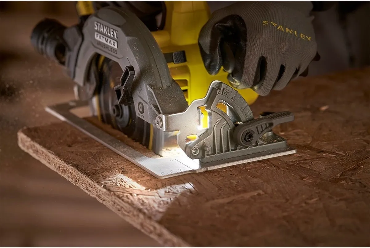Stanley FATMAX V20 SFMCS550M2K Cirkelzaag 190mm - 2x 4.0Ah - In Koffer - afbeelding 5 van 6