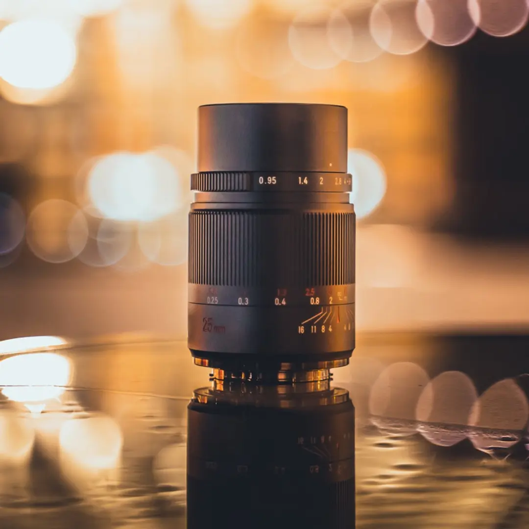 7artisans 25mm F0.95 APS-C Lens - Leica L/Sigma L