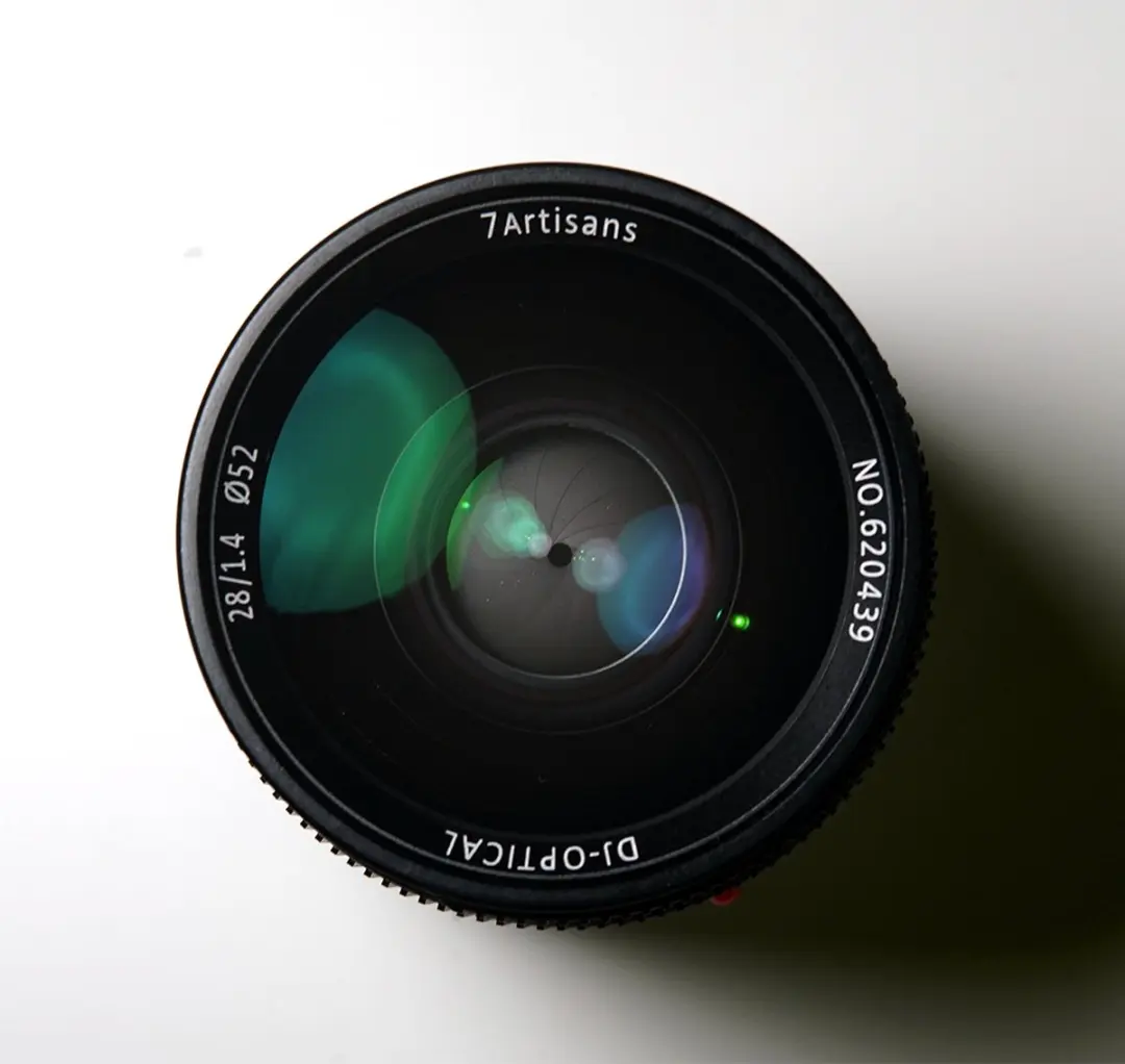 7artisans M 28mm f1.4 Lens - Leica M - 52mm