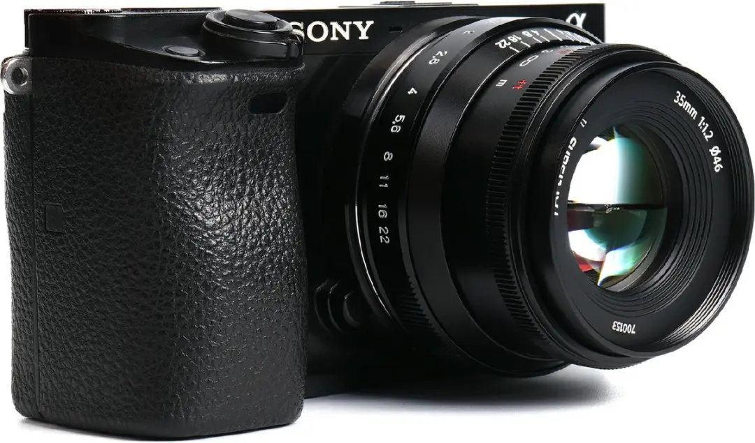 7Artisans 35mm F1.2 II Sony E-Mount Objectief - 46mm