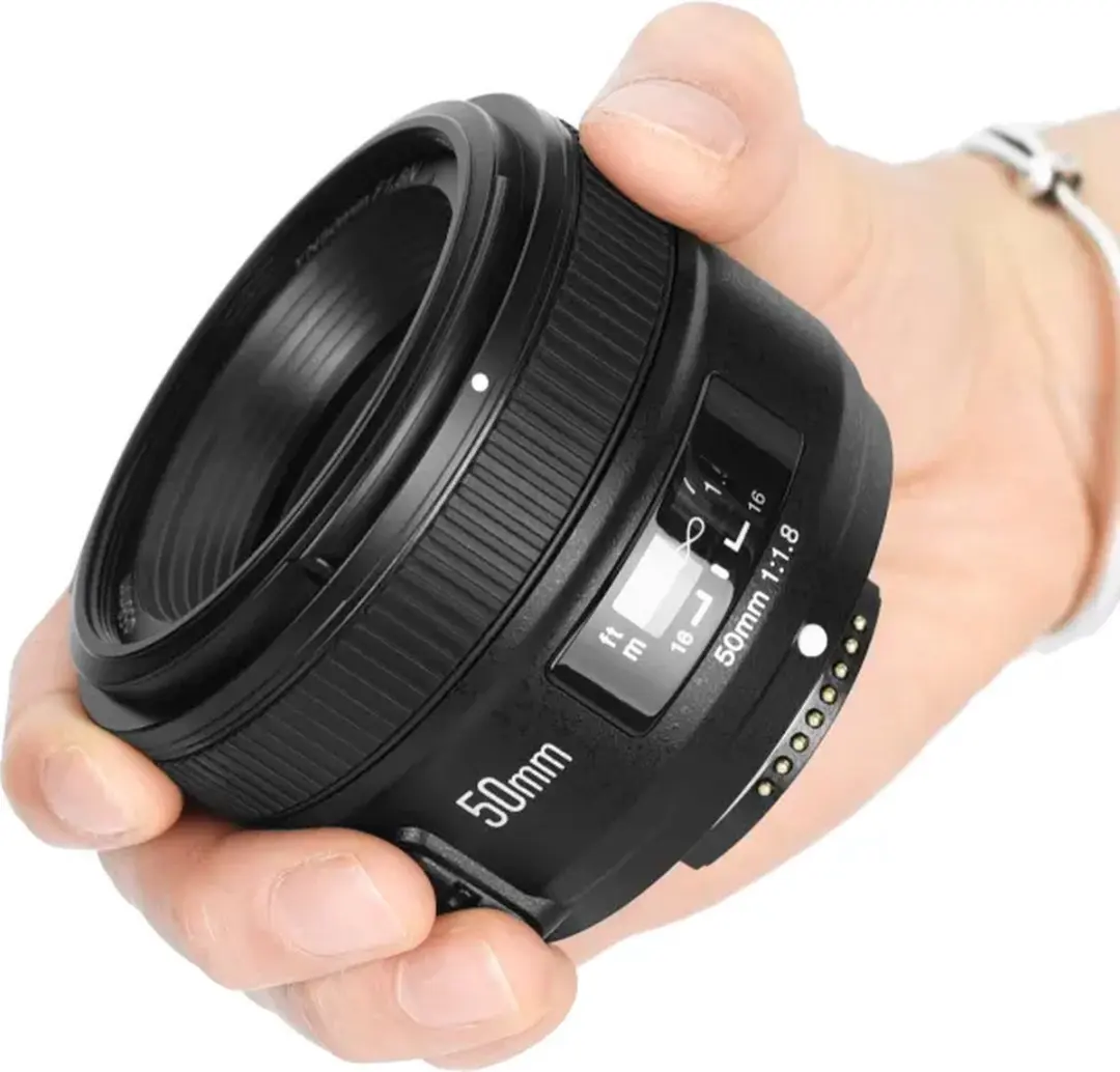 Yongnuo AF-S 50mm F/1.8 Nikon Lens - 52mm Filter
