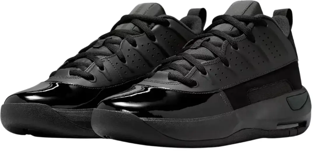 Jordan Max Aura 7 Schoenen - Maat 43 - Zwart