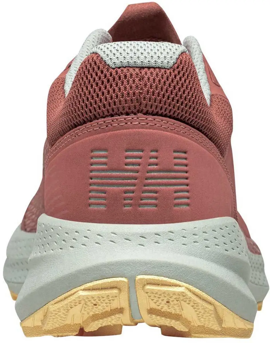 Helly Hansen Skyhawk Trail Trailschoenen - 37 - Roze
