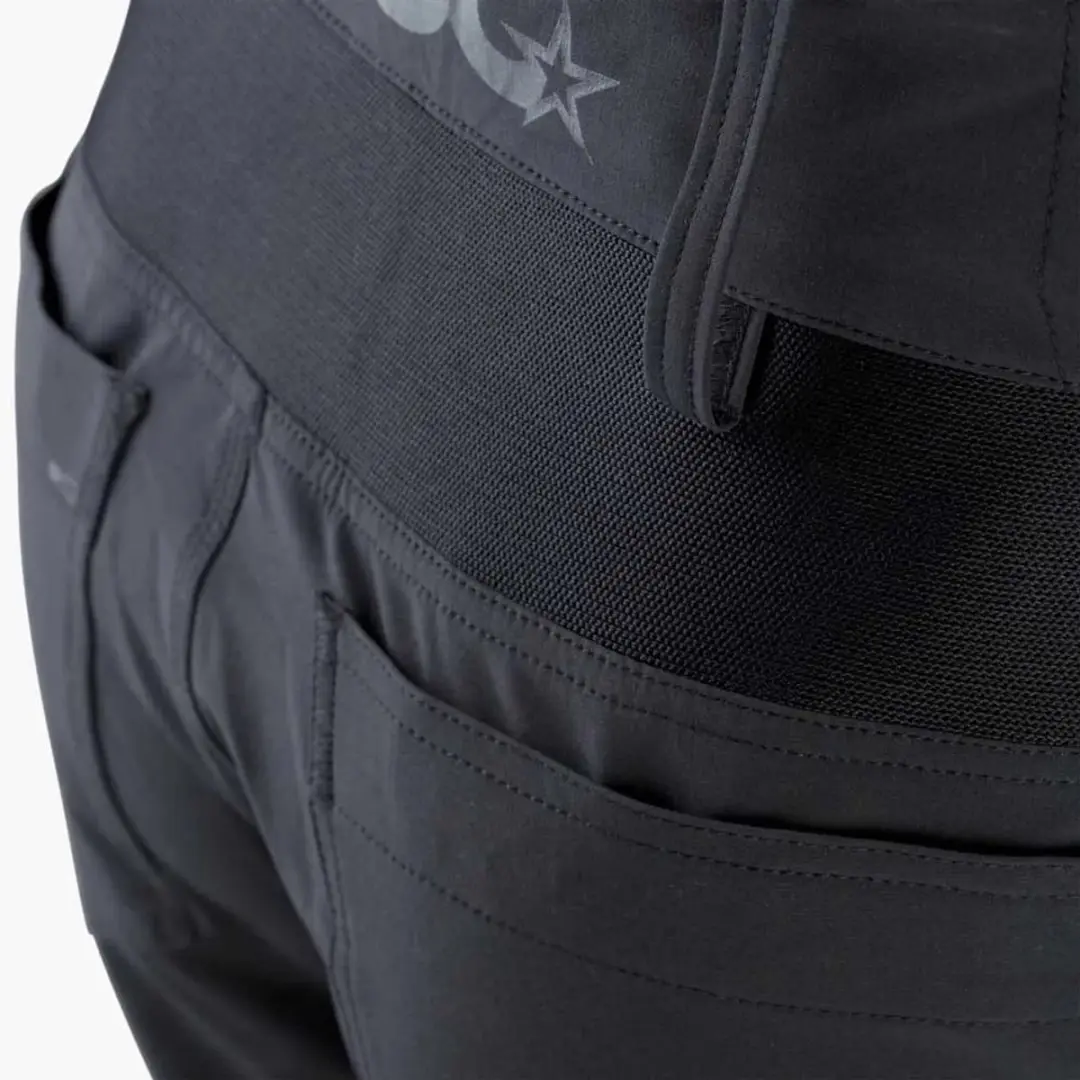 EVOC Korte Broek - 32