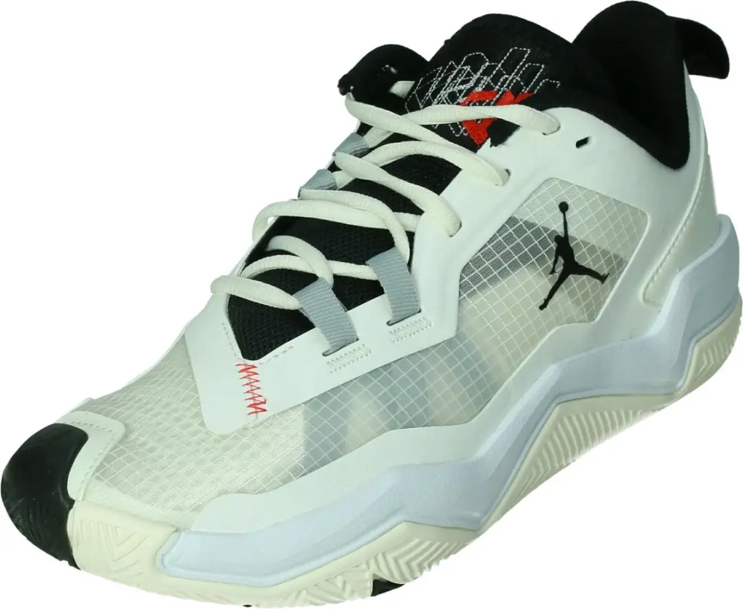 Jordan jordan one take 4 in de kleur ecru.