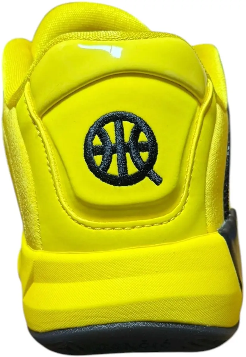 Jordan Luka 4 Q54 Basketbalschoenen - 38.5 - Geel/Zwart
