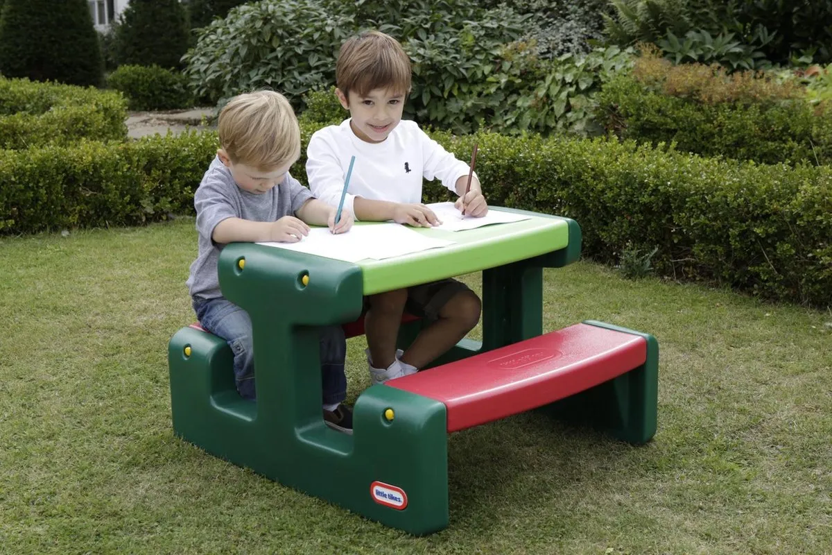 Little Tikes Evergreen Picknicktafel Groen
