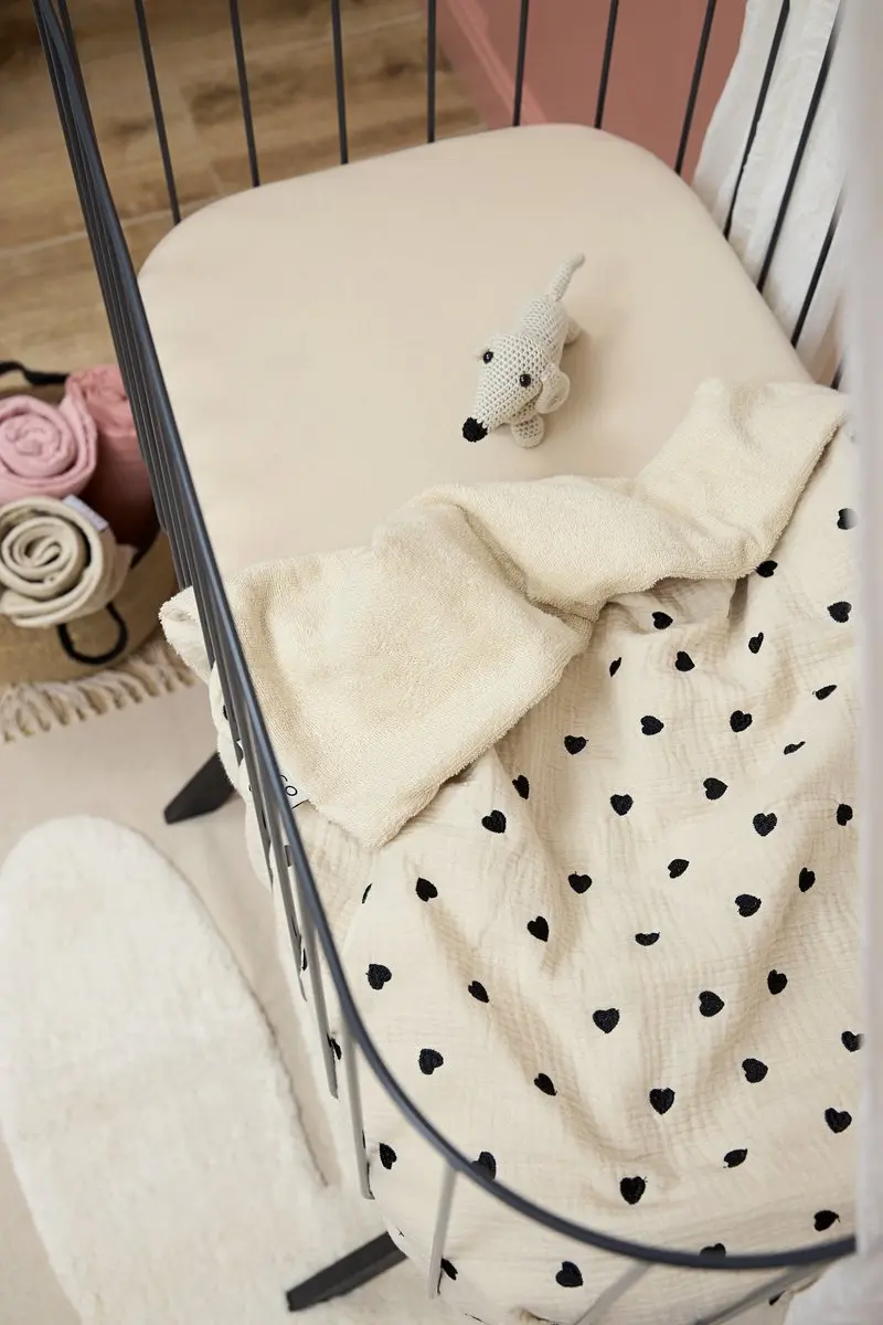 Meyco Baby Sweet Heart Wiegdeken Soft Sand 75x100cm - 1.5 TOG