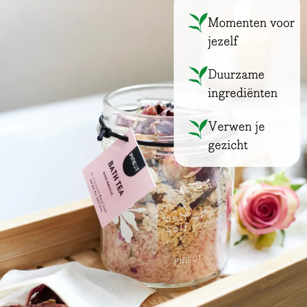 Pineut Badzout Roos & Hibiscus 212g