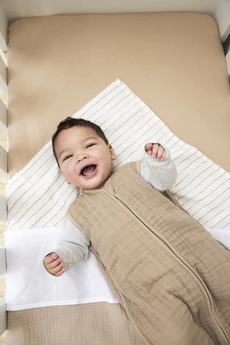 Meyco Baby Uni Zomerslaapzak Sand 60cm - 0.5 TOG