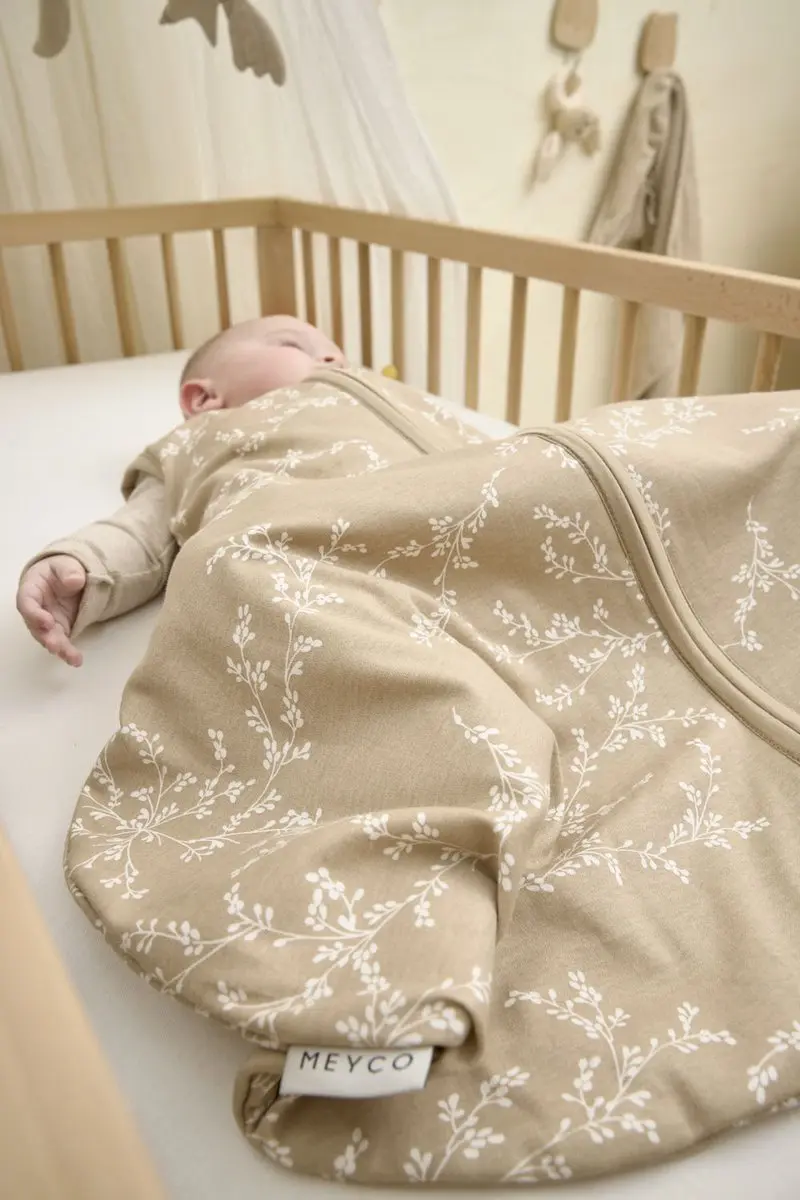 Meyco Baby Branches Slaapzak Heupdysplasie 70cm - 0.5 TOG