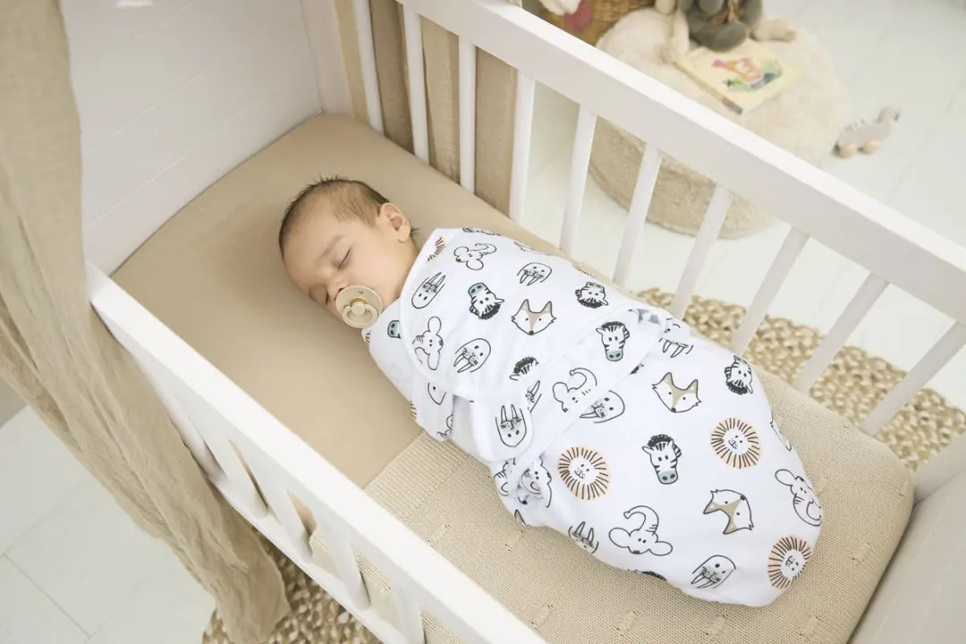 Meyco Baby SwaddleMeyco Inbakerdoek Gevoerd Animal Multicolour 0-3 maanden 2.0 TOG