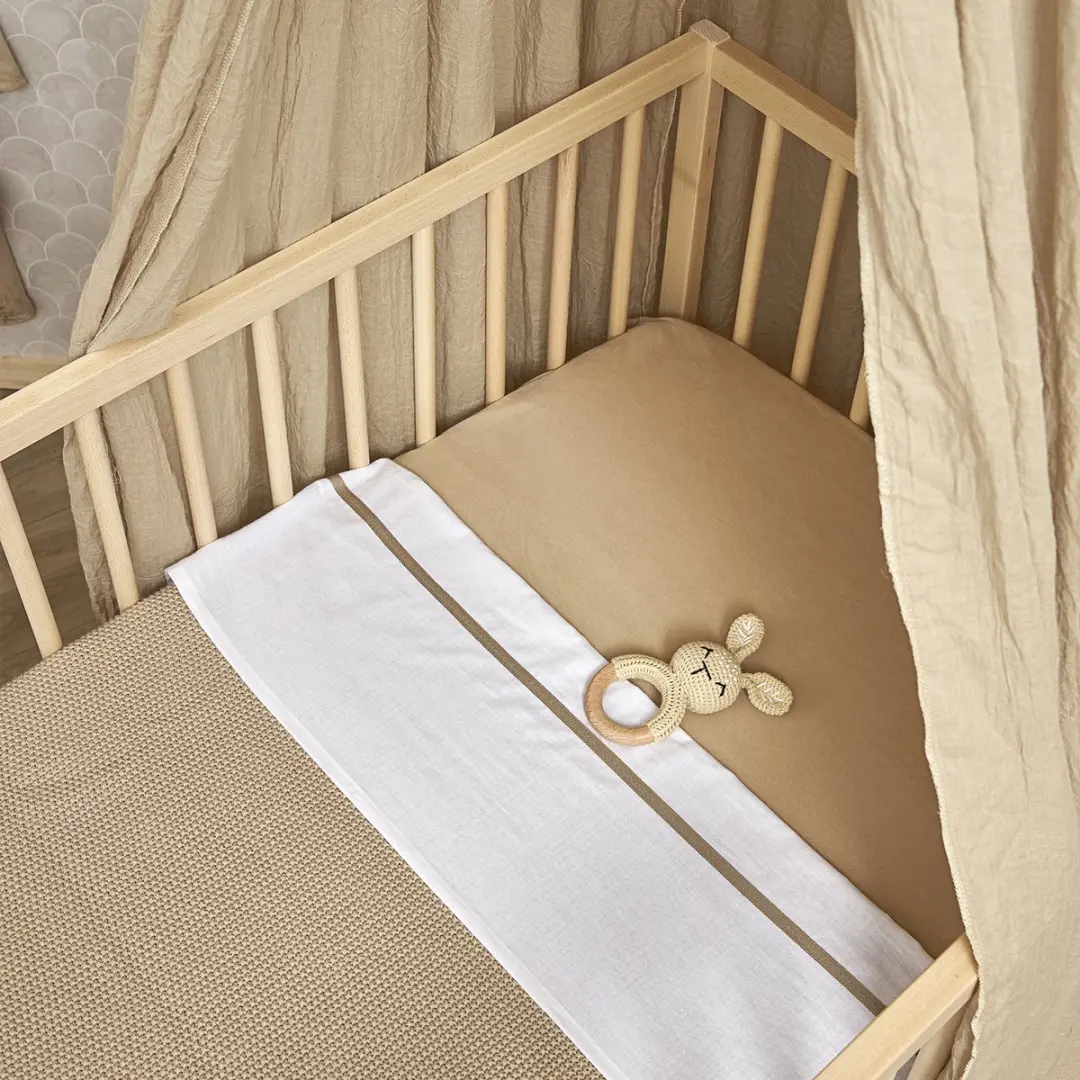 Meyco Baby Bies Ledikantlaken Sand 100x150cm - 0.3 TOG - afbeelding 6 van 6