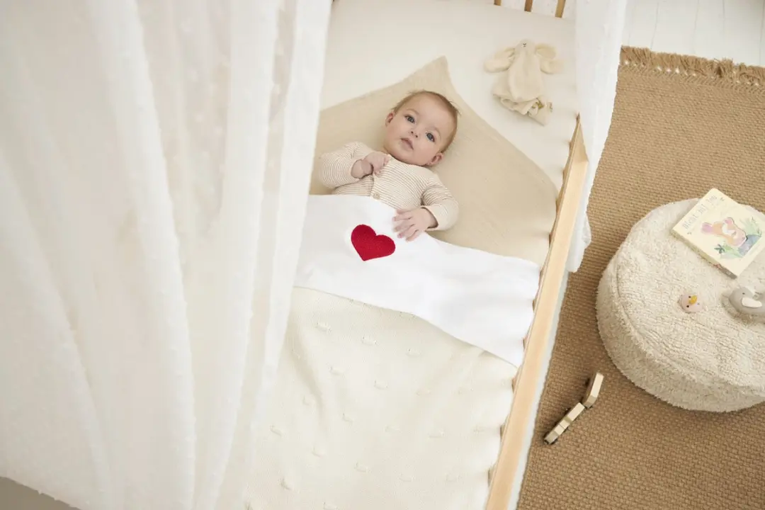 Meyco Baby Sweet Heart Ledikantlaken 100x150cm - Rood - 0.3 TOG