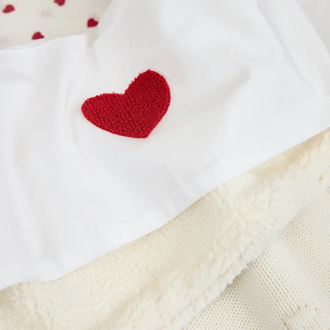 Meyco Baby Sweet Heart Ledikantlaken 100x150cm - Rood - 0.3 TOG - afbeelding 6 van 6