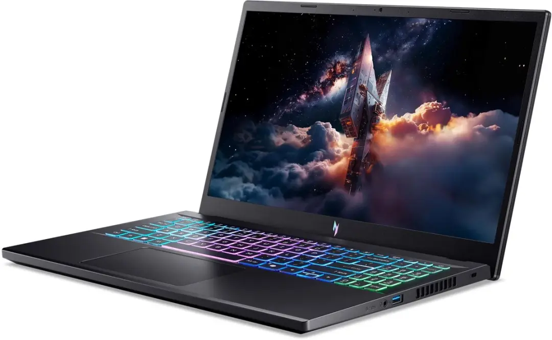 Acer Nitro V 15 ANV15-A31-R822 Gaming Laptop - 165Hz AMD Ryzen 7 RTX 5050