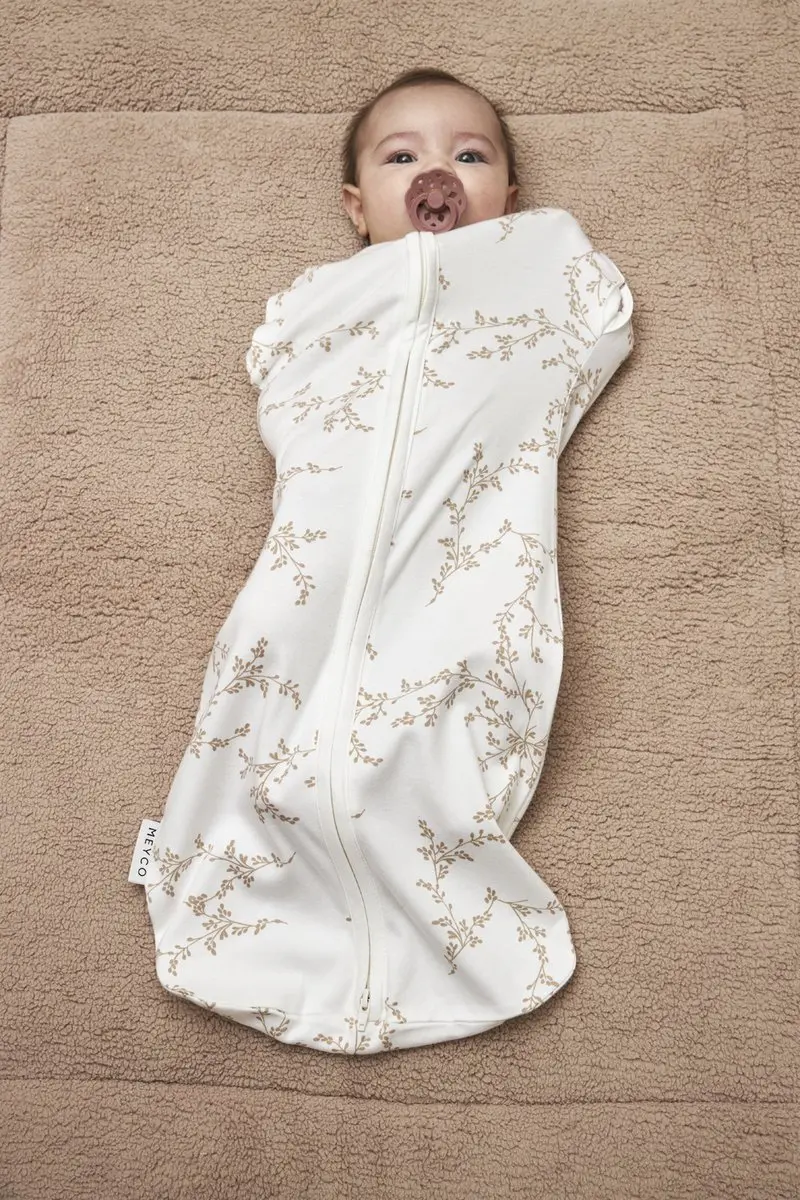 Meyco Baby Cocoon Inbakerslaapzak Branches Sand 70cm - 0.3 TOG - afbeelding 6 van 6