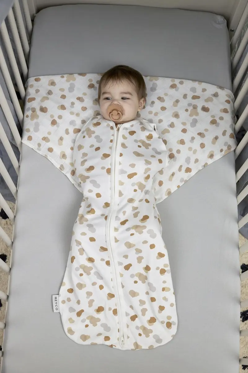 Meyco Baby Stains Cocoon Inbakerslaapzak 70cm - 0.3 TOG - Sand