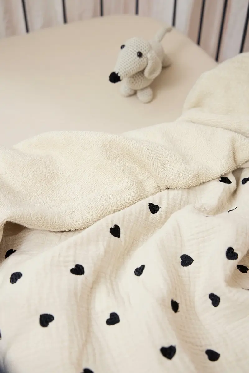 Meyco Baby Sweet Heart Ledikantdeken 100x150cm - Soft Sand - 1.5 TOG
