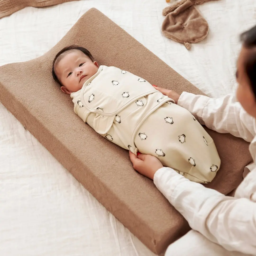 Meyco Baby Uni Aankleedkussenhoes Taupe 50x70cm - afbeelding 6 van 6
