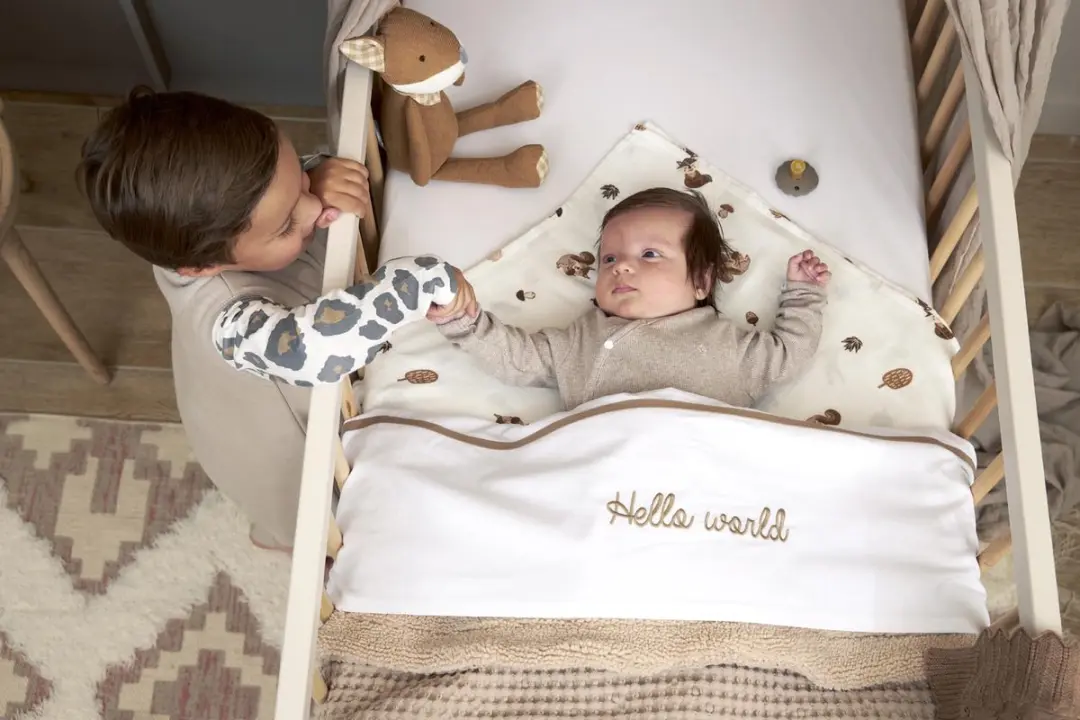 Meyco Baby Hello World Wiegaken 75x100cm - Taupe