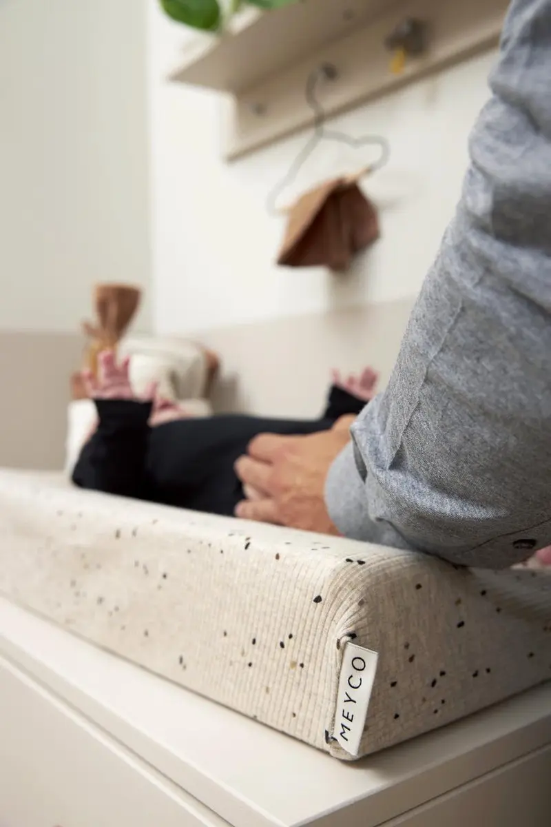 Meyco Baby Rib Mini Spot Aankleedkussenhoes 50x70cm - Sand Melange