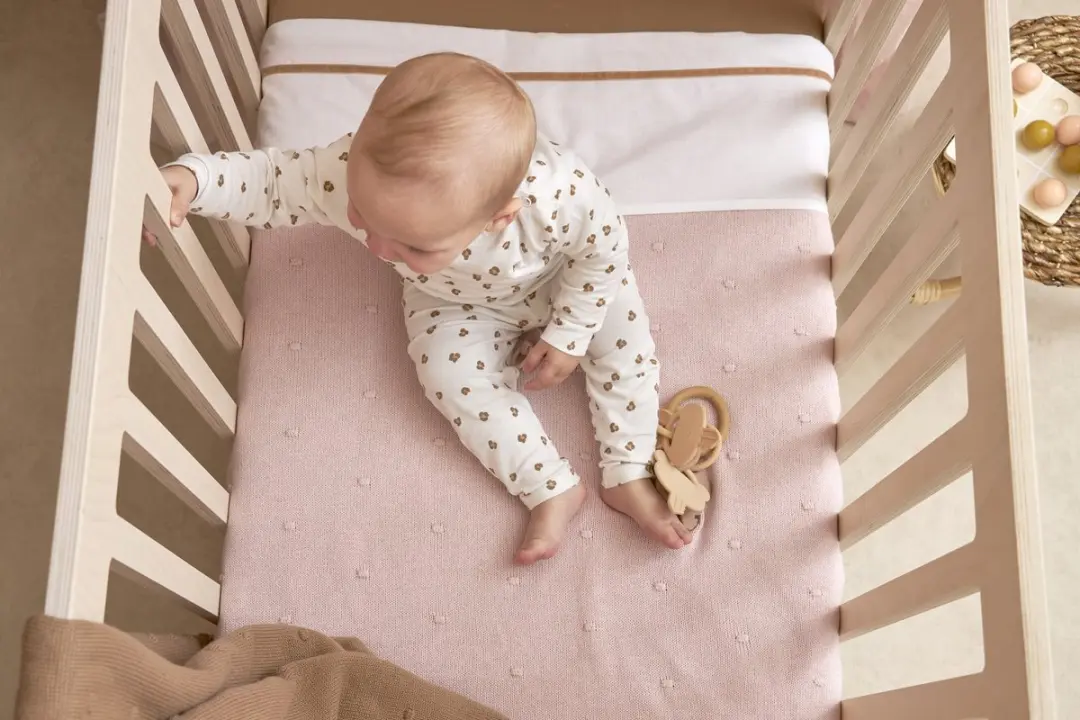Meyco Baby Mini Knots Ledikantdeken Soft Pink 100x150cm 1.0 TOG - afbeelding 6 van 6