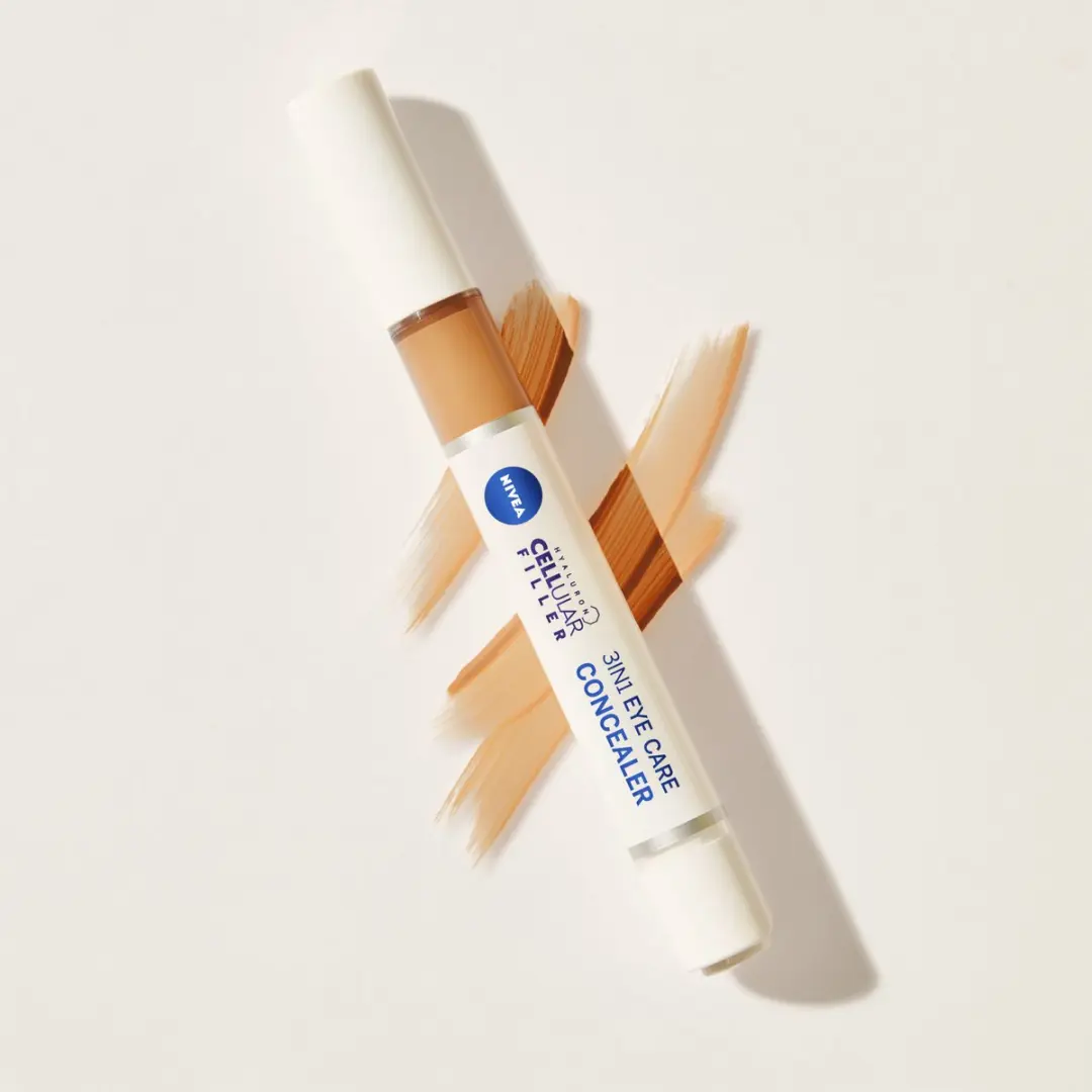 NIVEA Cellular Hyaluron 3-in-1 Oogcontourcreme 4ml