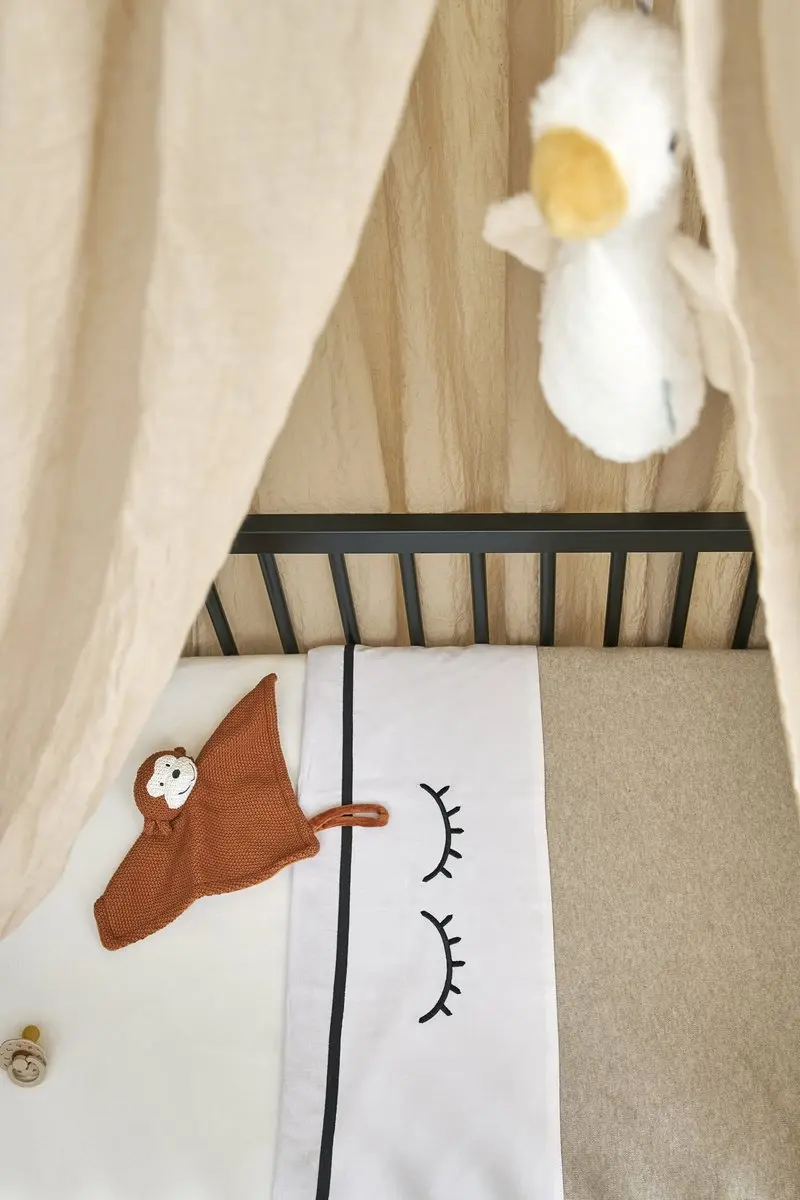 Meyco Baby Knit Basic Ledikantdeken 100x150cm - 1.0 TOG - Sand Melange