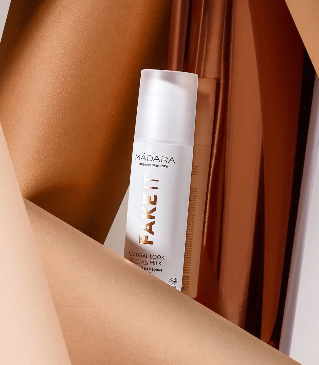 MÁDARA FAKE IT Self Tan Milk 150ml - Medium