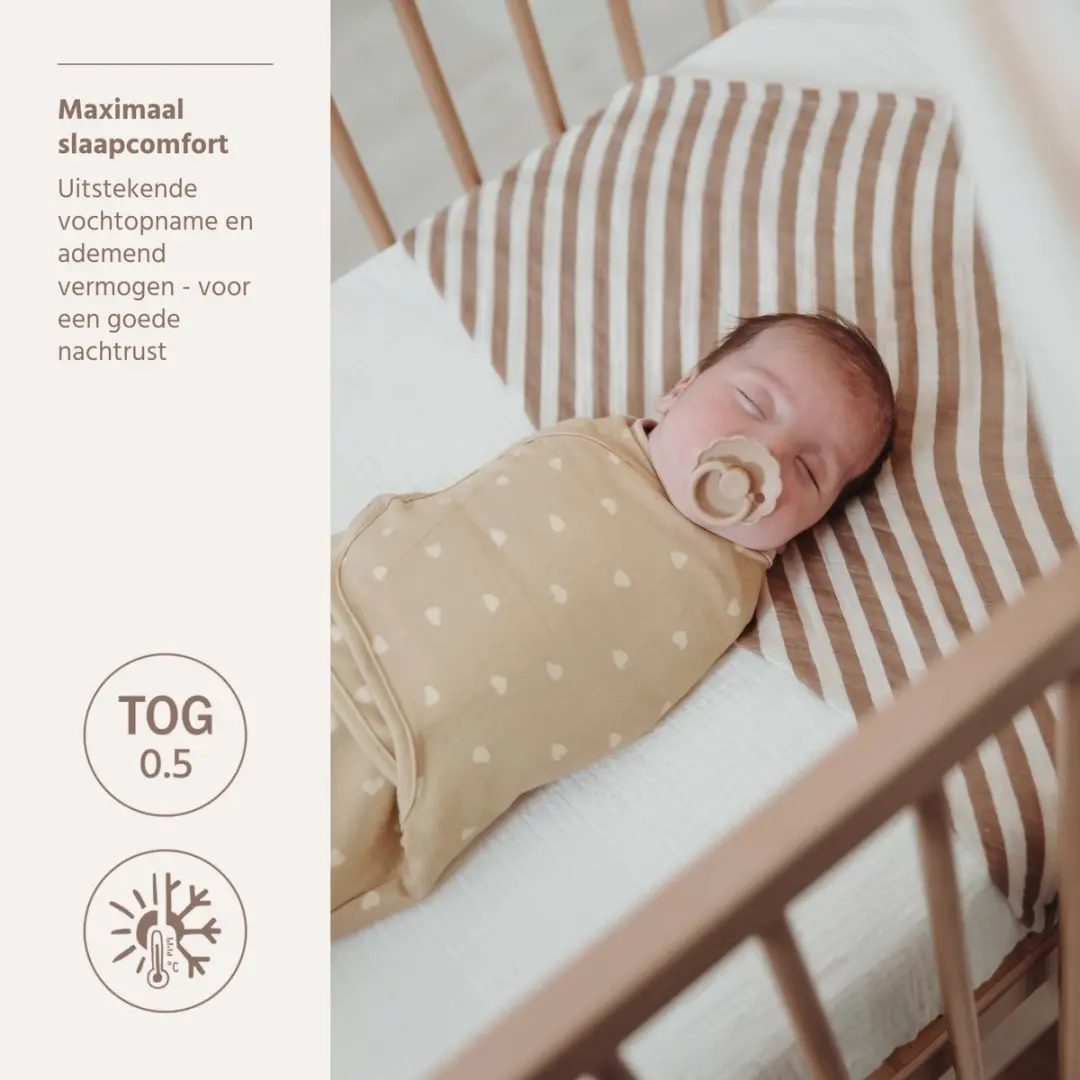 Meyco Baby Sweet Heart SwaddleMeyco Inbakerdoek 1.0 TOG - Sand - afbeelding 6 van 6
