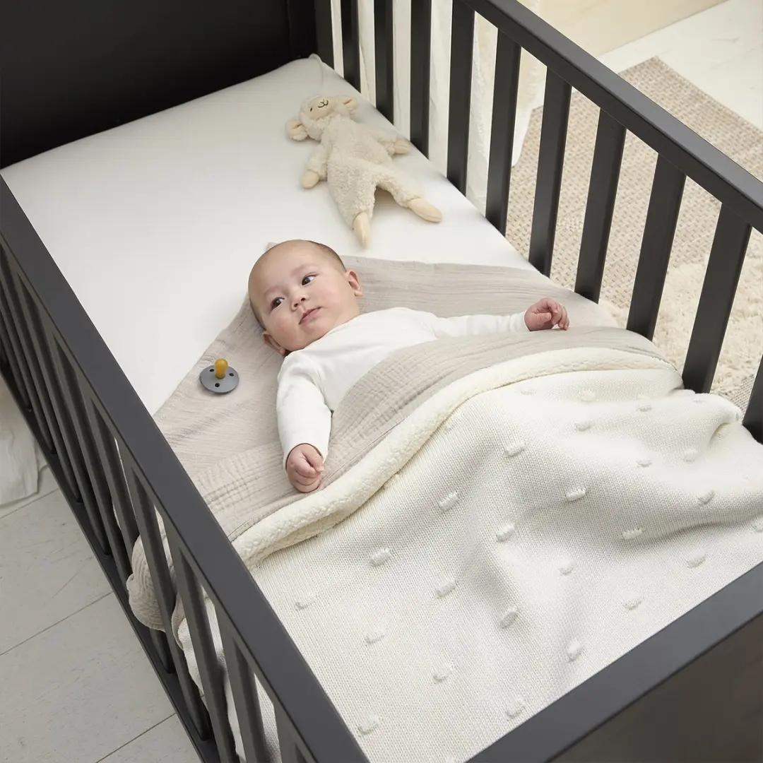 Meyco Baby Knots Wiegdeken Offwhite 75x100cm - 2.0 TOG - afbeelding 6 van 6