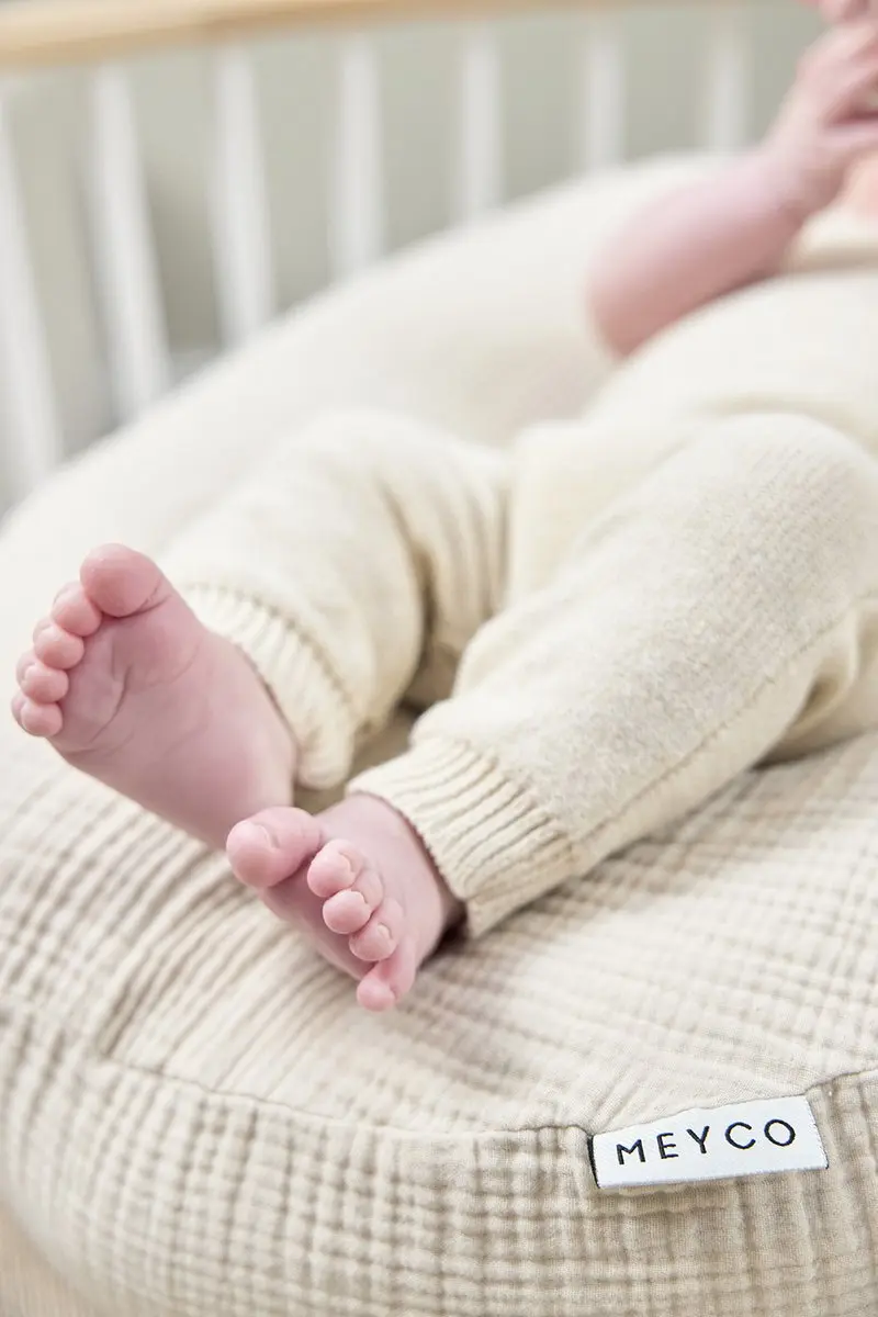 Meyco Baby Uni Relaxhoes voor Voedingskussen - Soft Sand