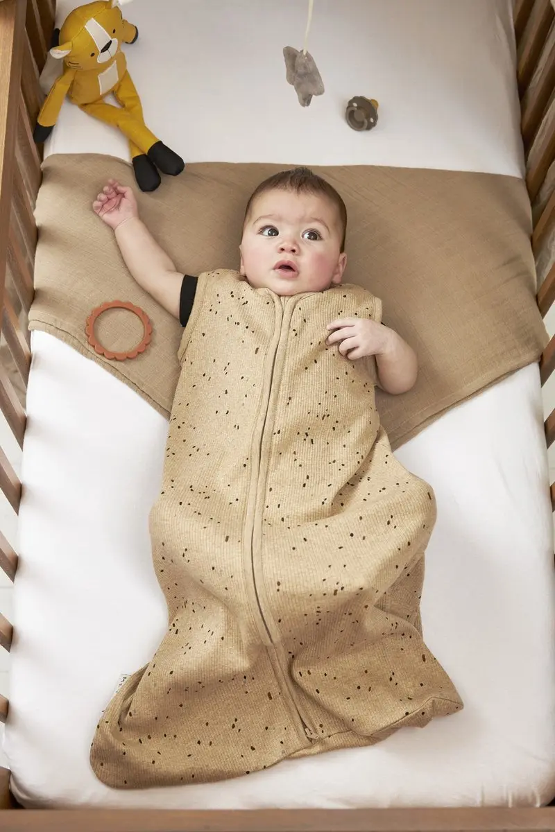 Meyco Baby Rib Mini Spot Slaapzak - 70cm - 0.3 TOG - Toffee Melange